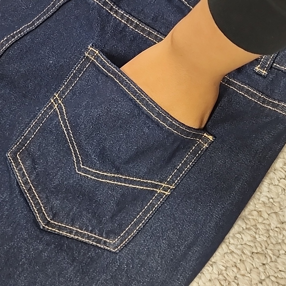 FUTURE COLLECTIVE Flare Jeans - Picture 7 of 15